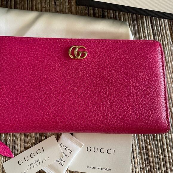 Gucci marmont Barbie pink interlocking G’s zip around wallet LIKE NEW - Picture 2 of 10